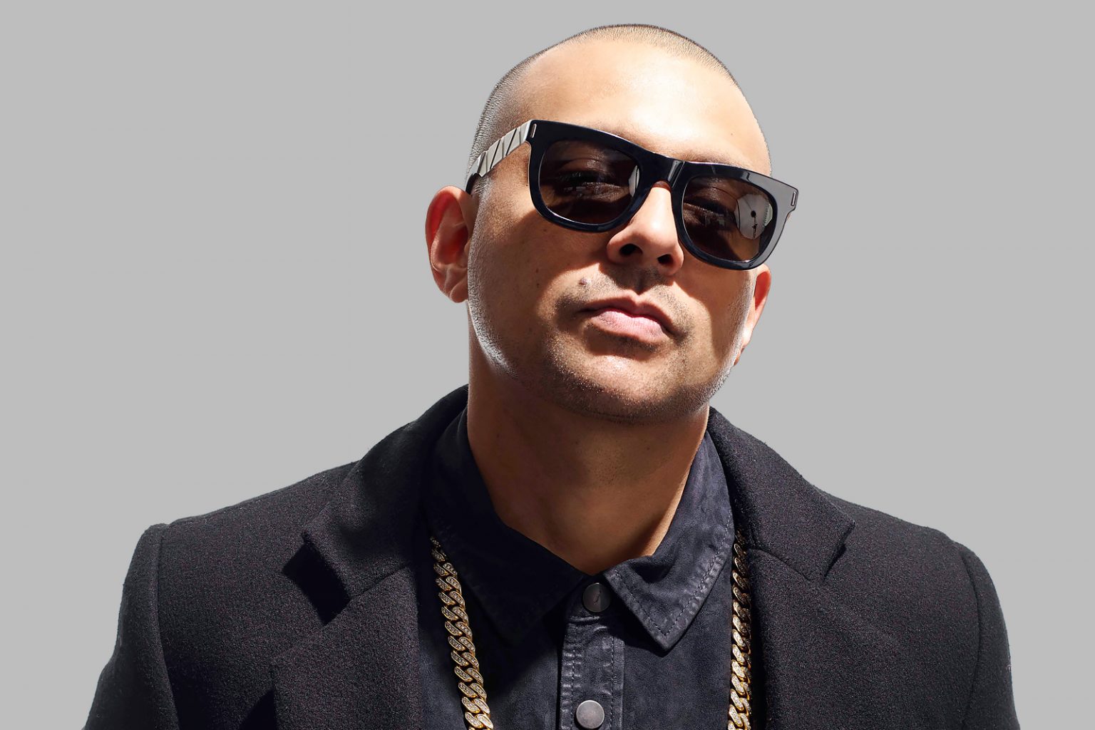 Why Sean Paul Never Refuses To Take Photos With Fans - DancehallMag